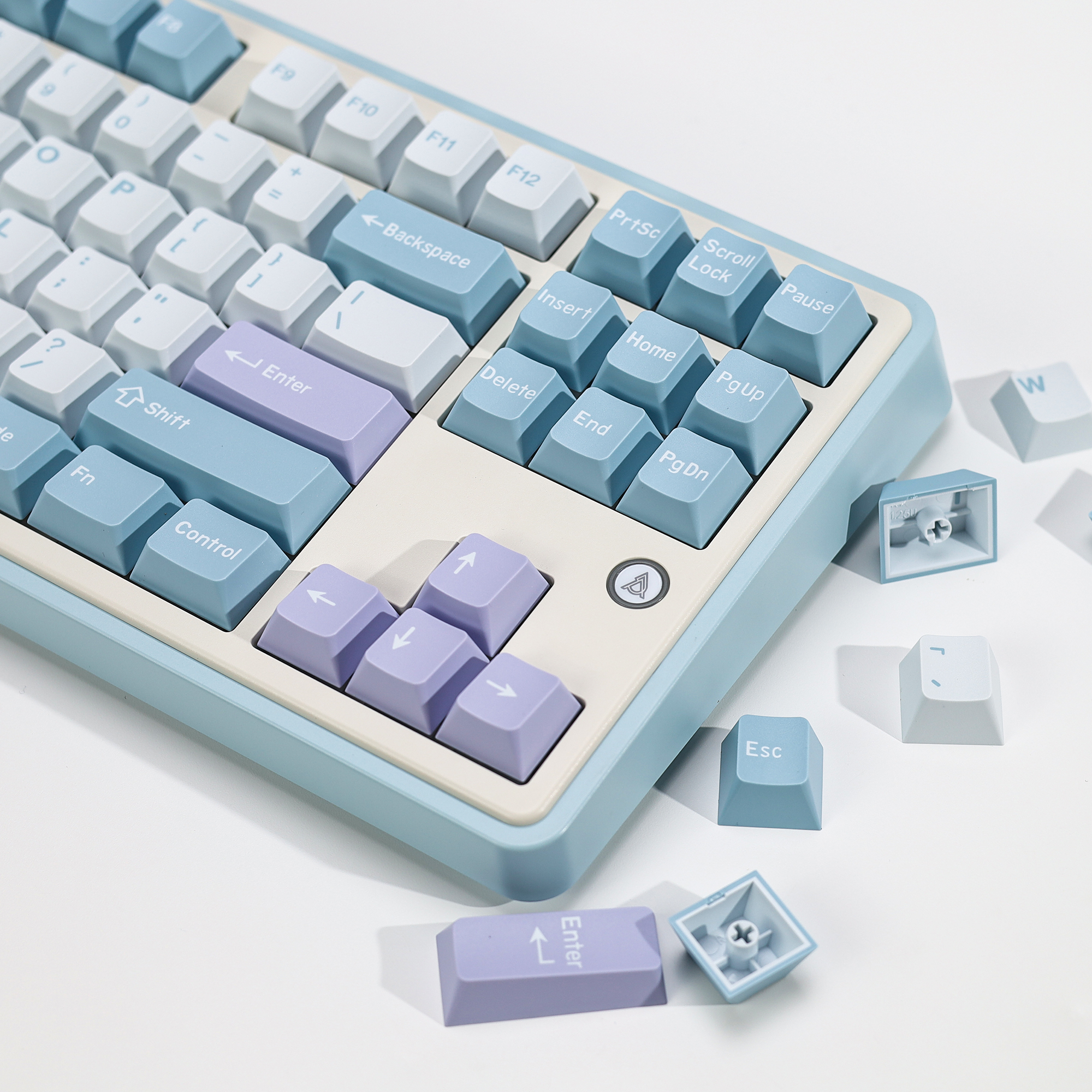 KBDiy Illusion Keycap Retro PB - مراجعة Gaming Keyboard No Number Pad وسعره