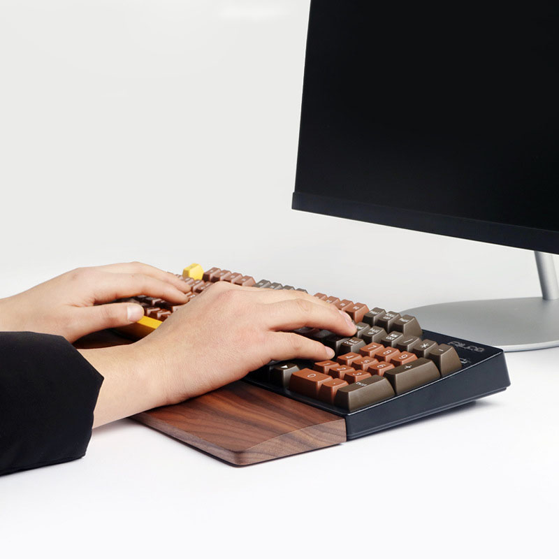 One-Hand Oak Walnut Wooden Key - مراجعة Wrist Rest Wood وسعره