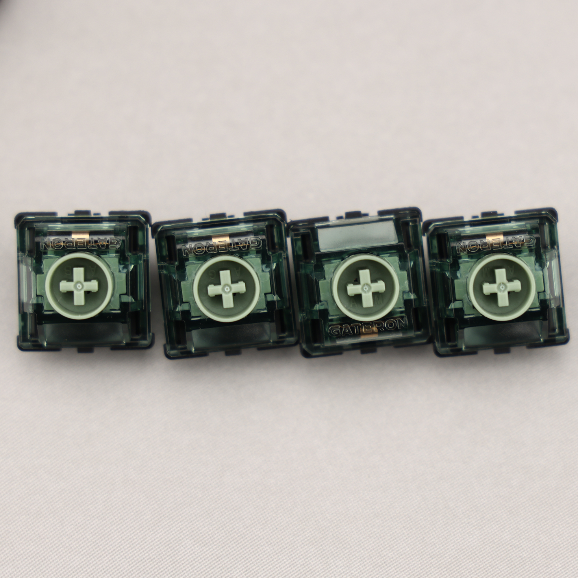 GATERON Magnetic Jade Emerald  - مراجعة Gaming Keyboard Hall Effect Switches وسعره