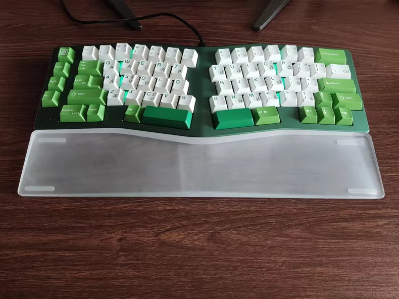 Neo Ergo Palm Rest CustomWoode - مراجعة Wrist Rest Wood وسعره